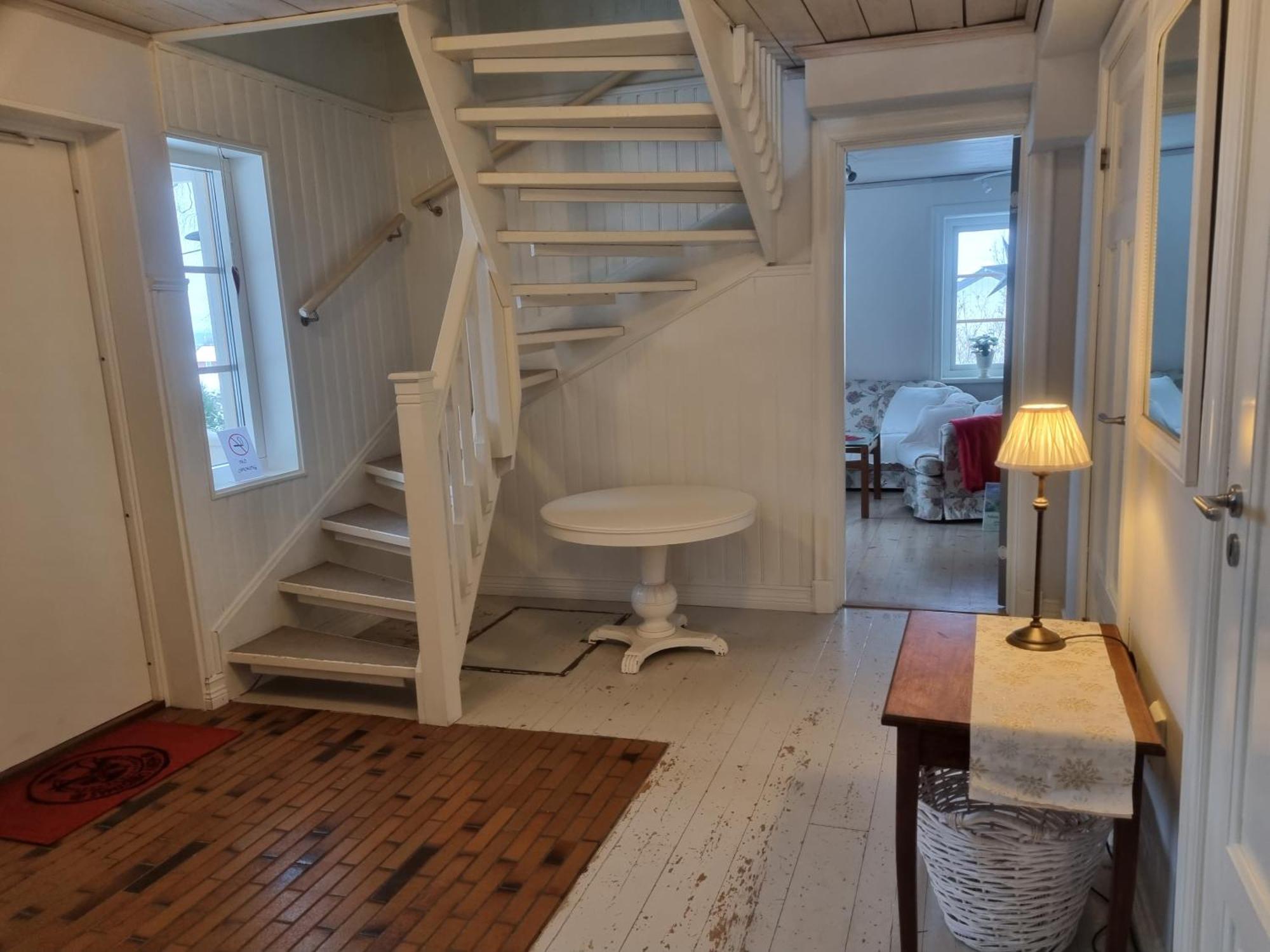 Saellinge House - Cozy Villa With Fireplace And Garden Close To ウプサラ エクステリア 写真