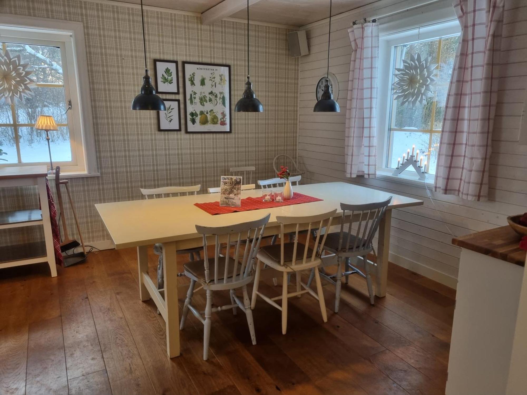 Saellinge House - Cozy Villa With Fireplace And Garden Close To ウプサラ エクステリア 写真
